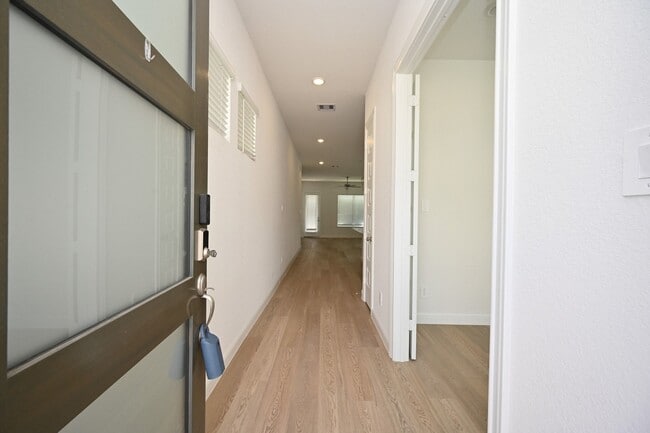 Photo - 4112 Farm Holw St