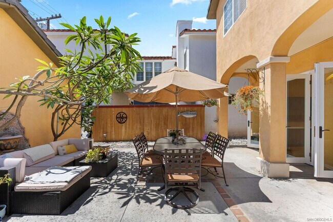 Photo - 4 Bedroom Village Home Close to the Bay