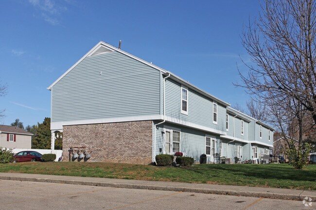 Staunton Commons - North Troy Apartments & Townhomes