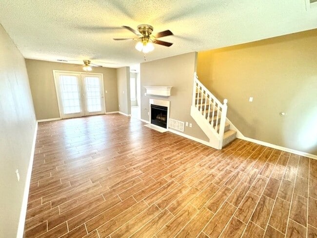 Photo - SirDoyleCv1155 Unit 1