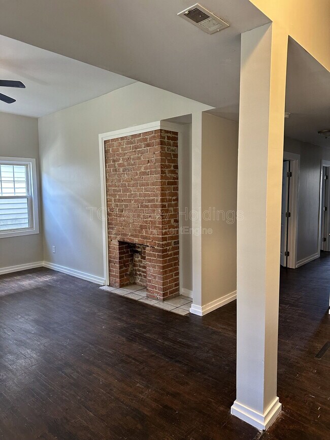 Photo - 123 Washington Ave