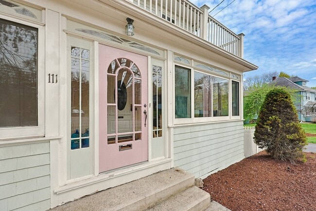 Photo - 111 Purchase St