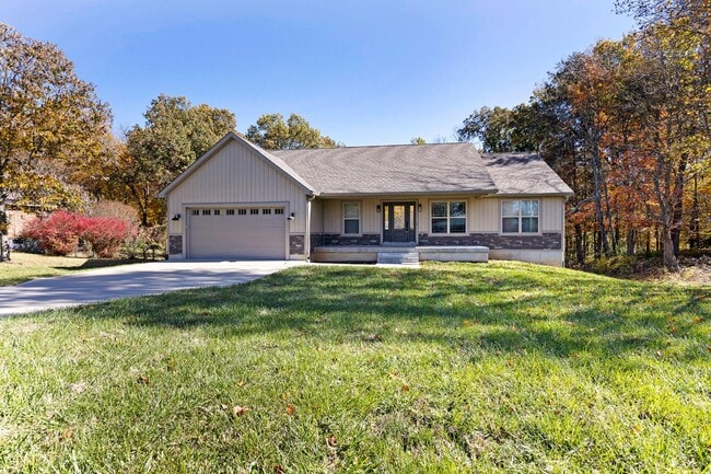 Photo - 369 Meadowview Dr