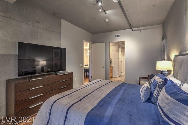Photo - 353 E Bonneville Ave Unit 1002