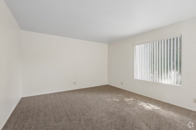 Plan 2 - 2BR, 1BA - 871SF - Living Room