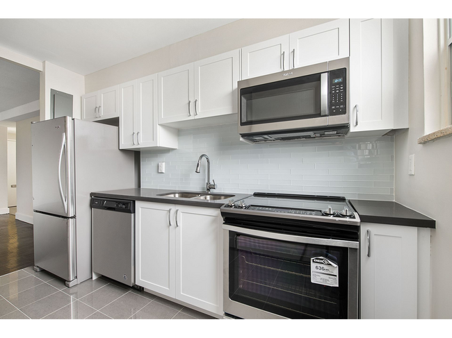 765 Steeles Avenue West