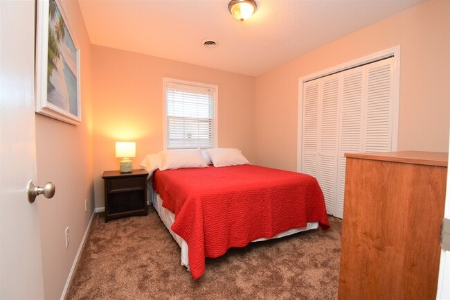 Photo - 617 Plymouth Dr