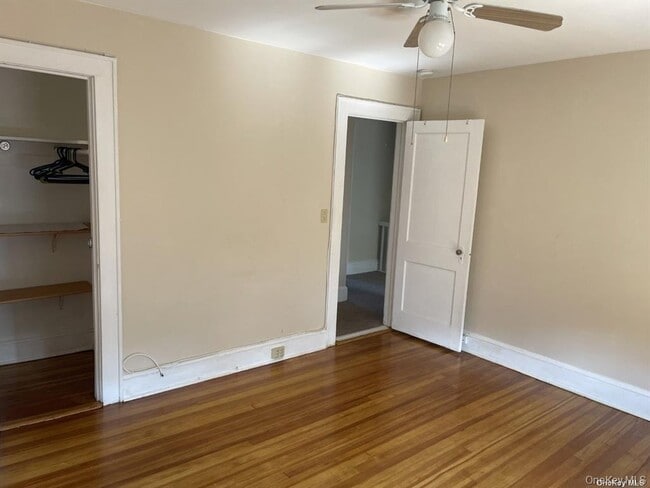 Photo - 28 Ellwood St Unit Upper