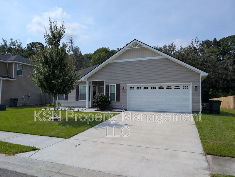 Photo - 673 Meloney Dr