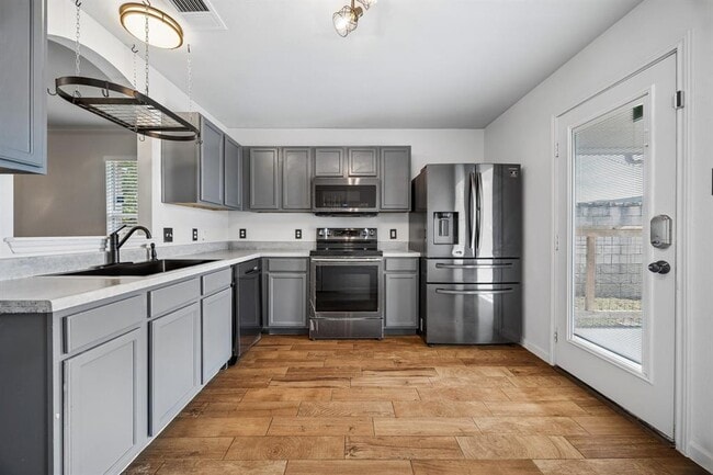 Photo - 12429 Drummond Dr