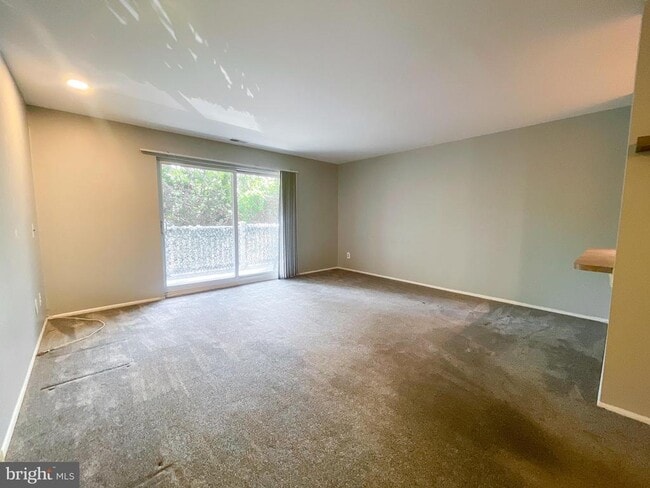 Building Photo - 46 Township Line Rd Unit 209