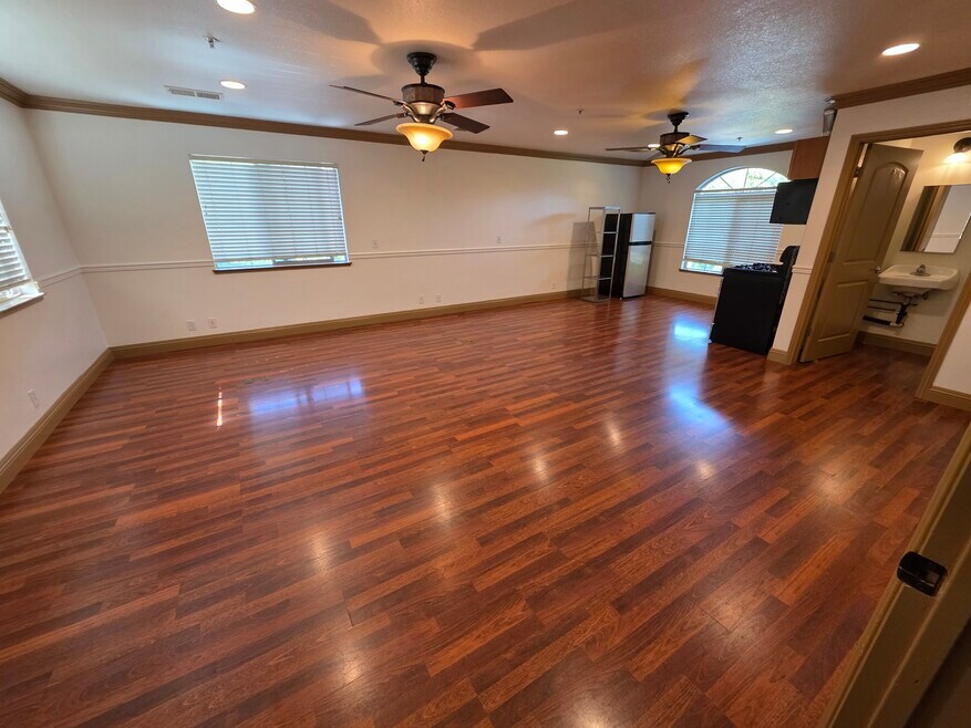 835 H St Unit 1