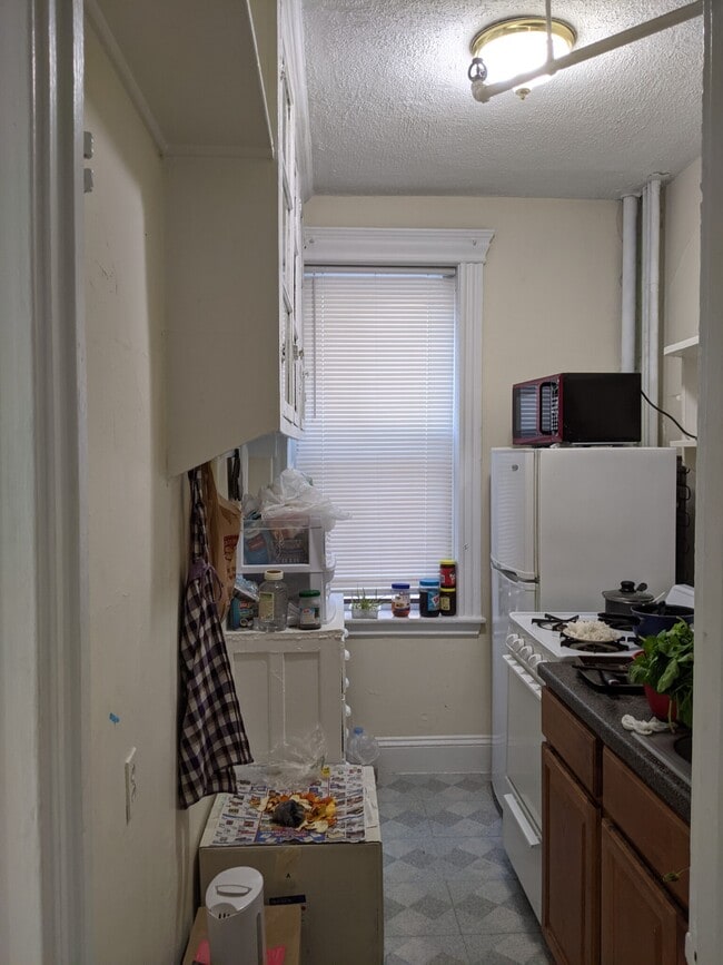360 Riverway Unit 12