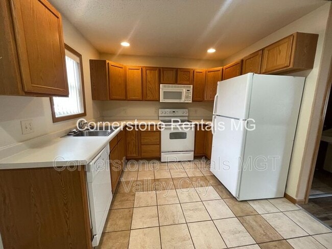 540 10th Ave SE