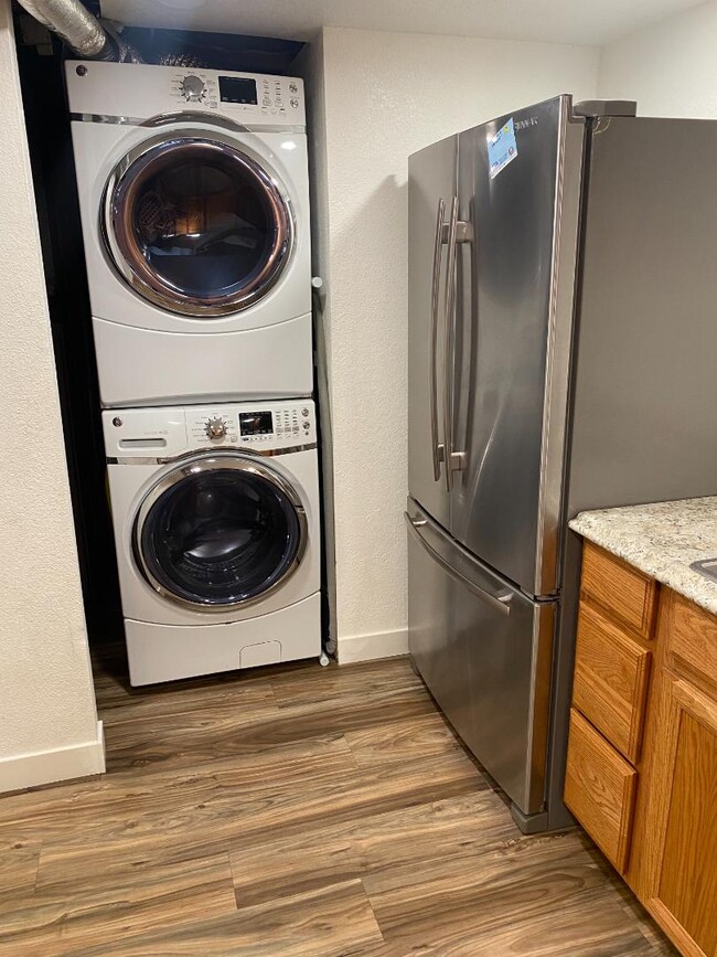 Photo - 1830 S Tennyson St