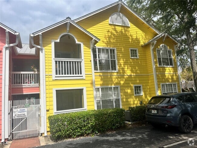 Building Photo - 3002 W Cleveland St Unit A1 Rental