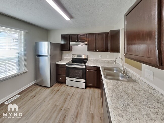 Photo - 1106 Lady Banks Dr