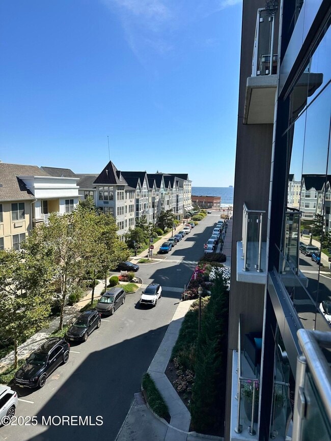 Photo - 30 Melrose Terrace Unit 404