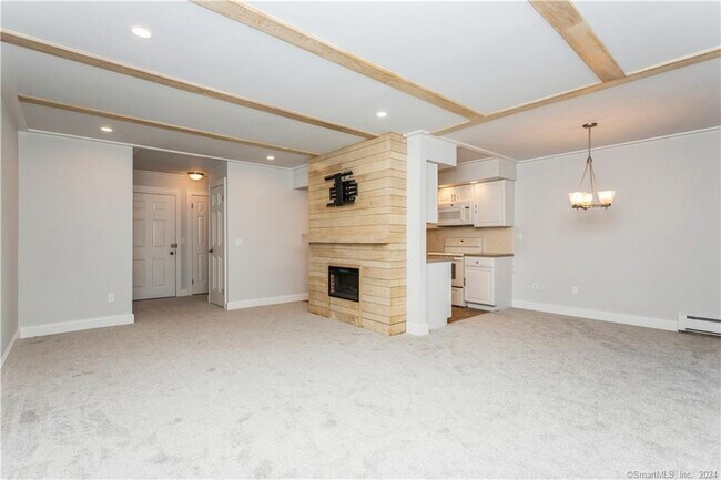 Photo - 50 Aiken St Unidad 454