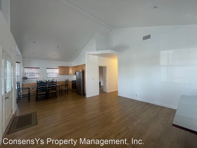 Photo - 3 br, 2 bath House - 201 W. Whiting Avenue