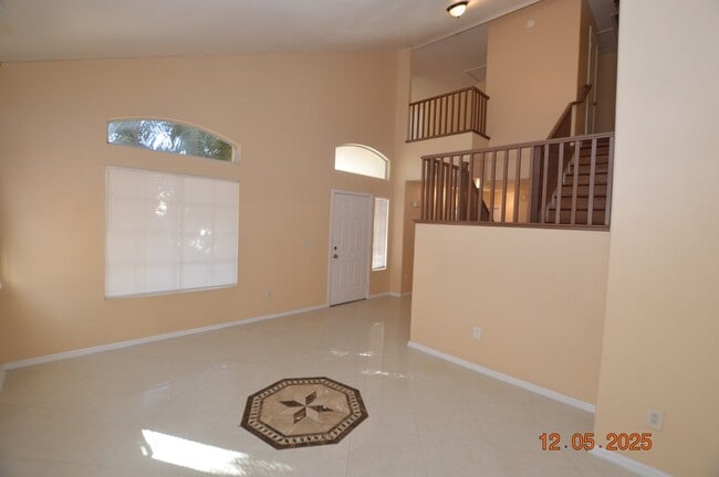 Photo - 604 Princess Ave