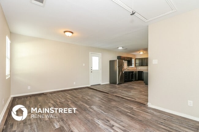 Photo - 106 Fannin Dr