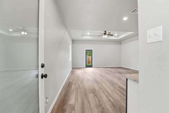 Photo - 4307 Larkspur St