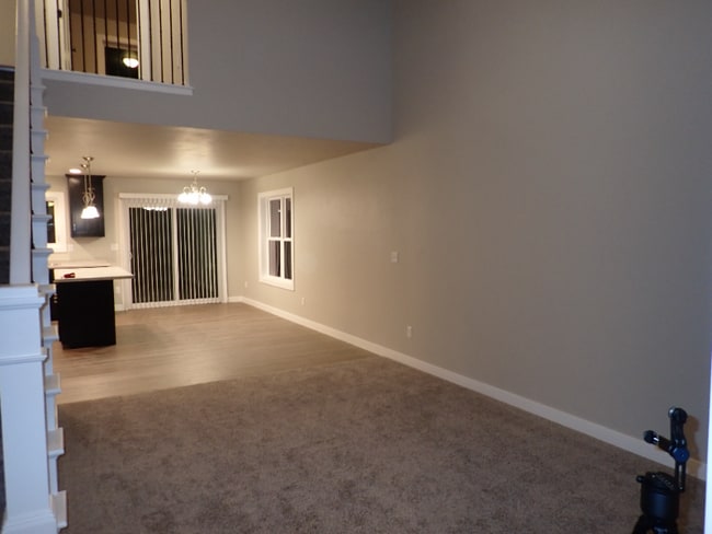 Photo - 2925-2927 Sabal Oak Dr