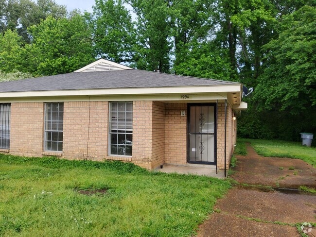 Building Photo - 1994 Goldbrier Ln Rental