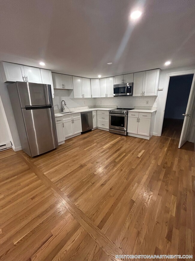 Photo - 506 E Broadway Unit 19G