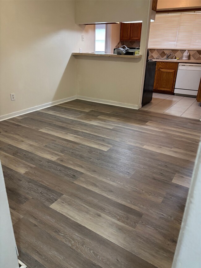 Photo - 1222 Kappa St