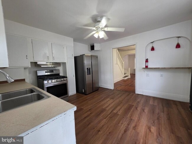 Photo - 921 Revere Ave