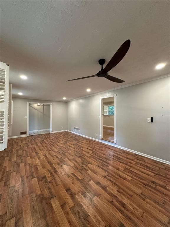 Photo - 115 Peyton Rd SW