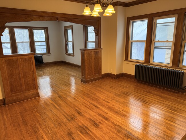 Photo - 808 Dayton Ave Unit Upper