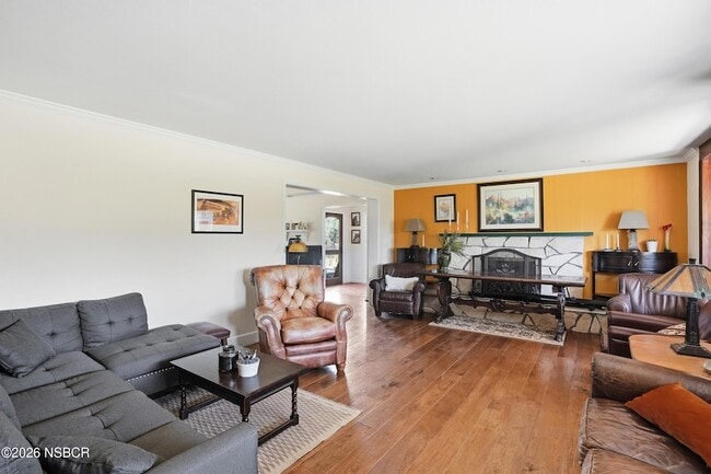 Photo - 2611 Janin Way