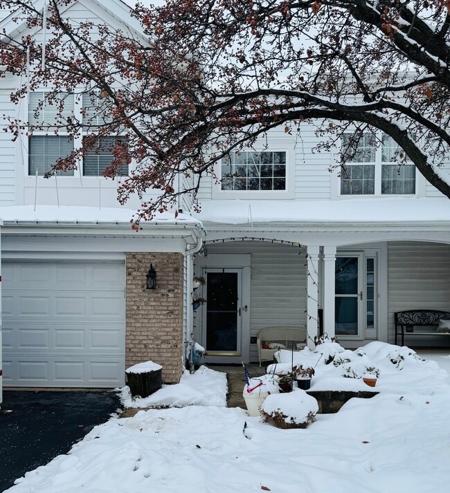 Building Photo - 2745 Borkshire Ln