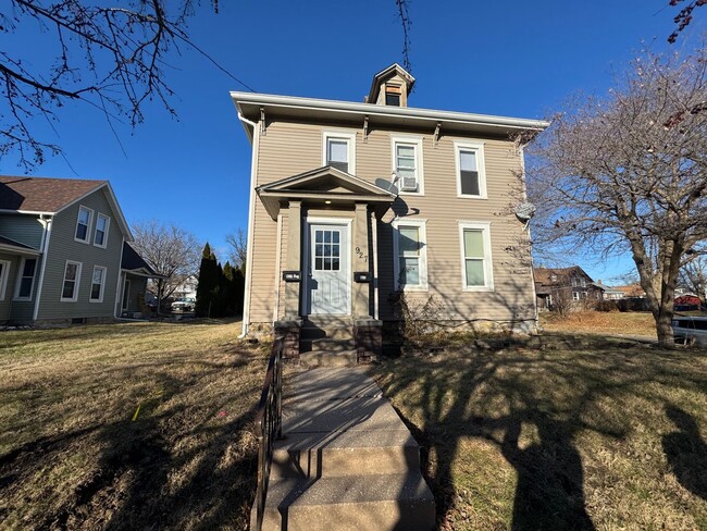 Fancy Moline Duplex - Fancy Moline Duplex Apartamento Unidad Moline 13th Ave Upper Duplex