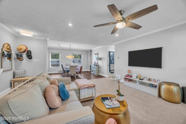 Building Photo - 93 White St Unit D