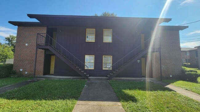 Building Photo - Near PCIS, off So Railroad Street Unit N3