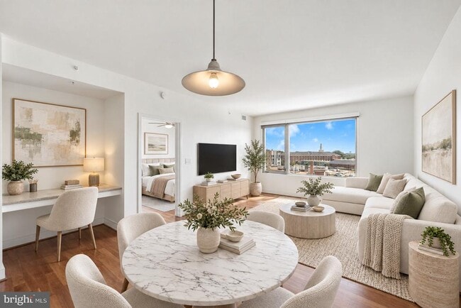 4101 Albemarle St NW Unit 533