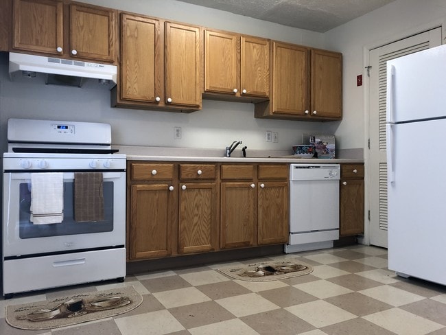 The Residences at Pine Knoll