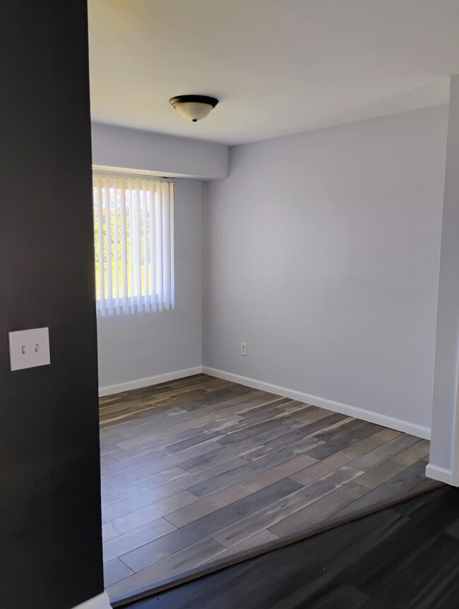 Photo - Willow Manor Apartments