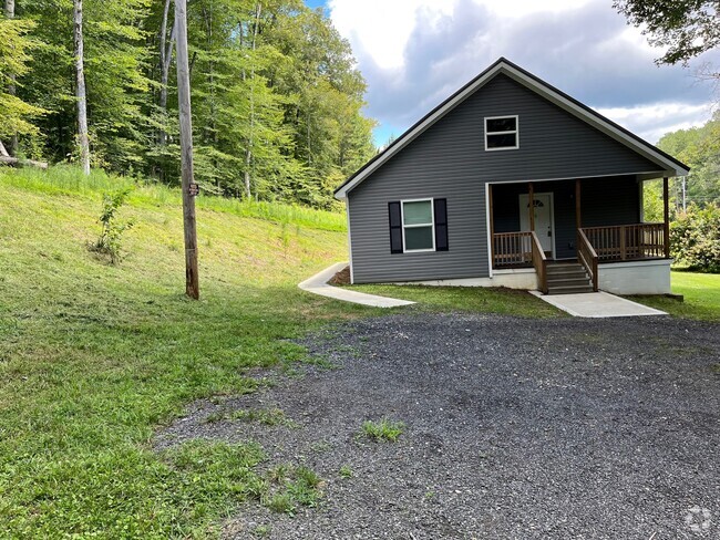 Building Photo - 1868 Donelson Pkwy Rental