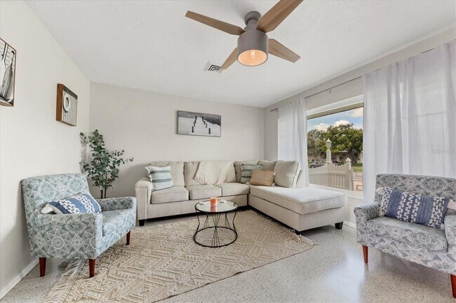 Photo - 3126 Bougainvillea St