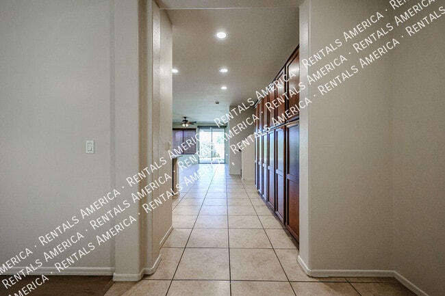 Photo - 3410 S Sunland Dr