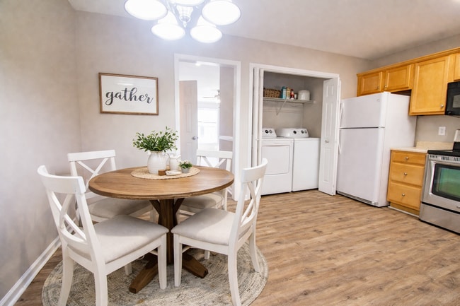 Photo - 2 Bedroom 2.5 Bathroom Townhome