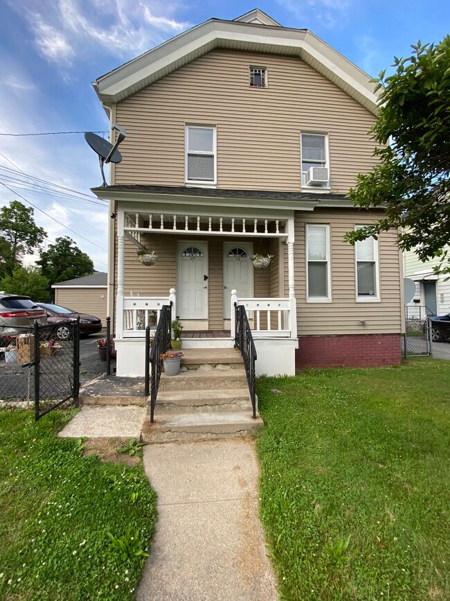 Building Photo - 115 Greenville Ave Unit newly renovated Rental