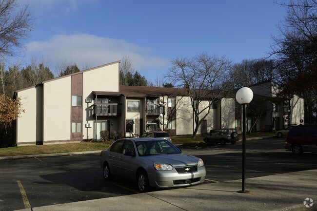 Photo - Wooded View Apartments
