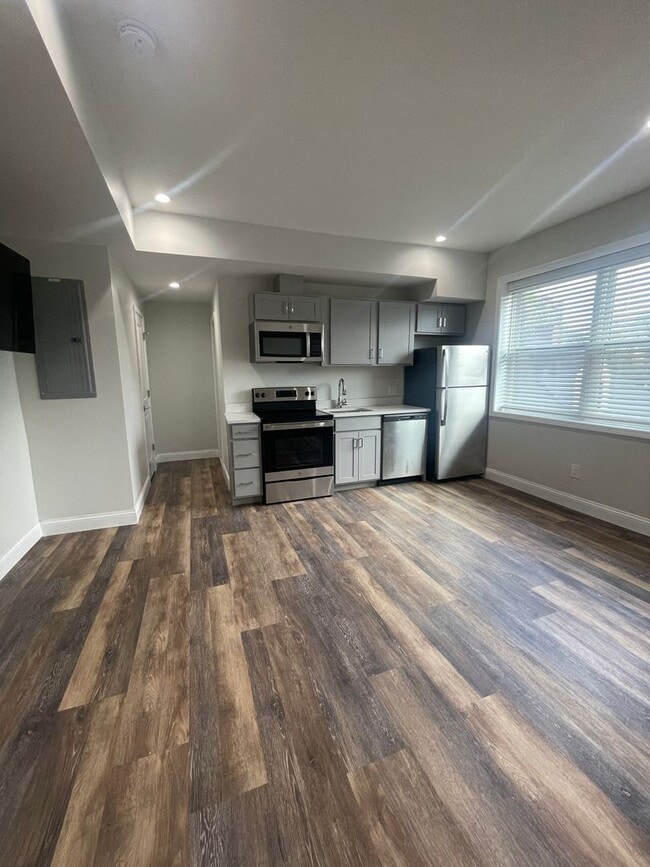 Photo - The Debora Unit Studio