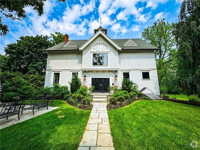 Building Photo - 7 Onondaga St Rental